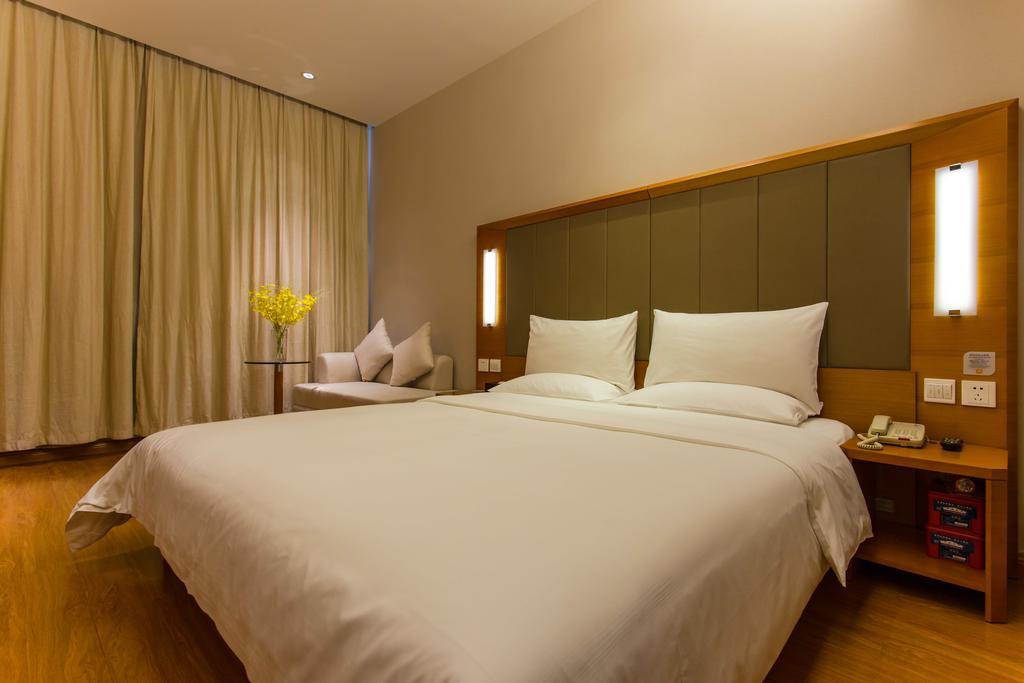 Ji Hotel Wuhan Guanggu Plaza Номер фото